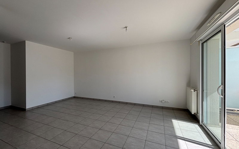 
ACIGNE - Appartement en RDC avec terrasse
 - Photo 3