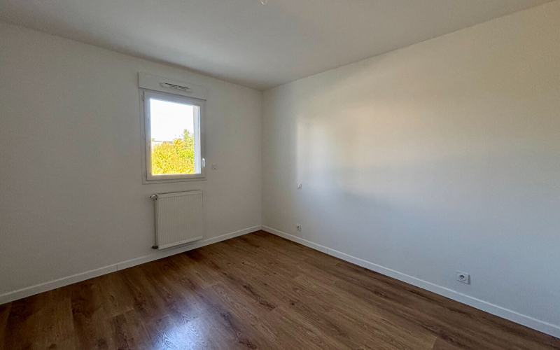 
ACIGNE - Appartement en RDC avec terrasse
 - Photo 4