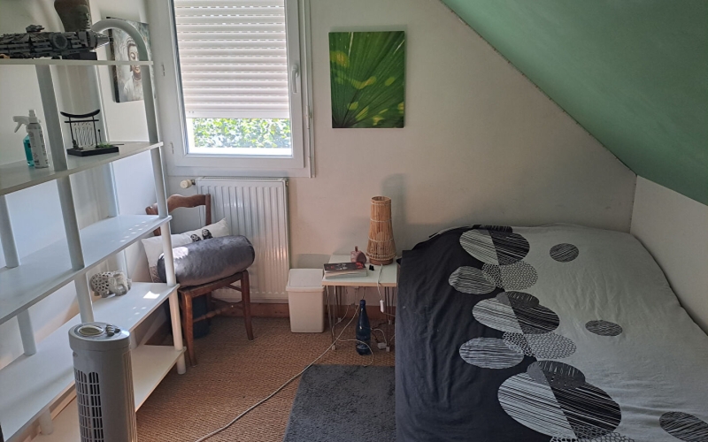 
Centre ville, maison 130m2, 4 chambres.
 - Photo 10