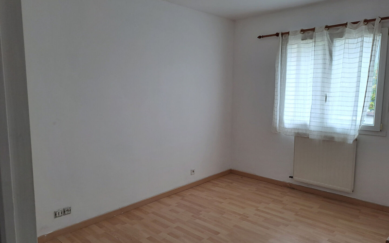 
Maison 8 pièces Liffré !
 - Photo 4
