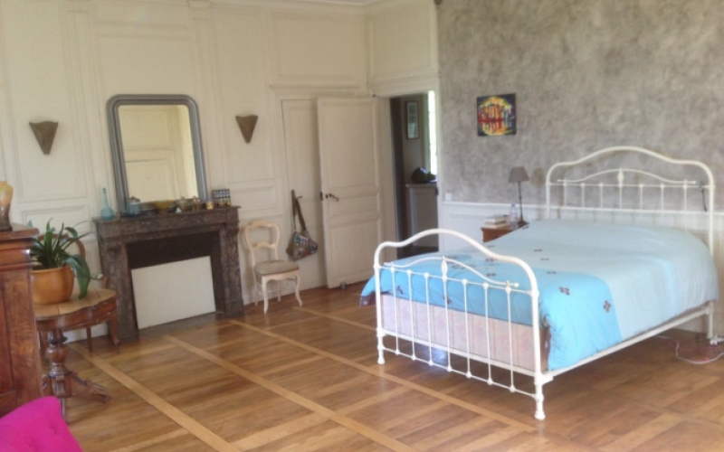 
Vendue par l agence ! Propriété de caractère sur 2ha 11a - Rennes (35).
 - Photo 4