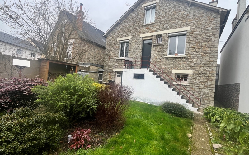 
Coup de Coeur  RENNES  proche gare et ancienne brasserie st helier charmante maison avec jardin
 - Photo 7