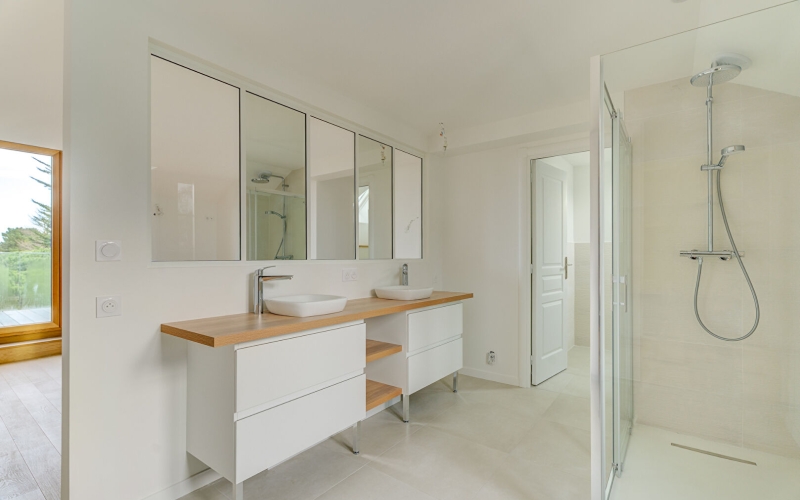 Saint-Lunaire, villa balnéaire de 7 pièces - 180 m2.
- Photo 10